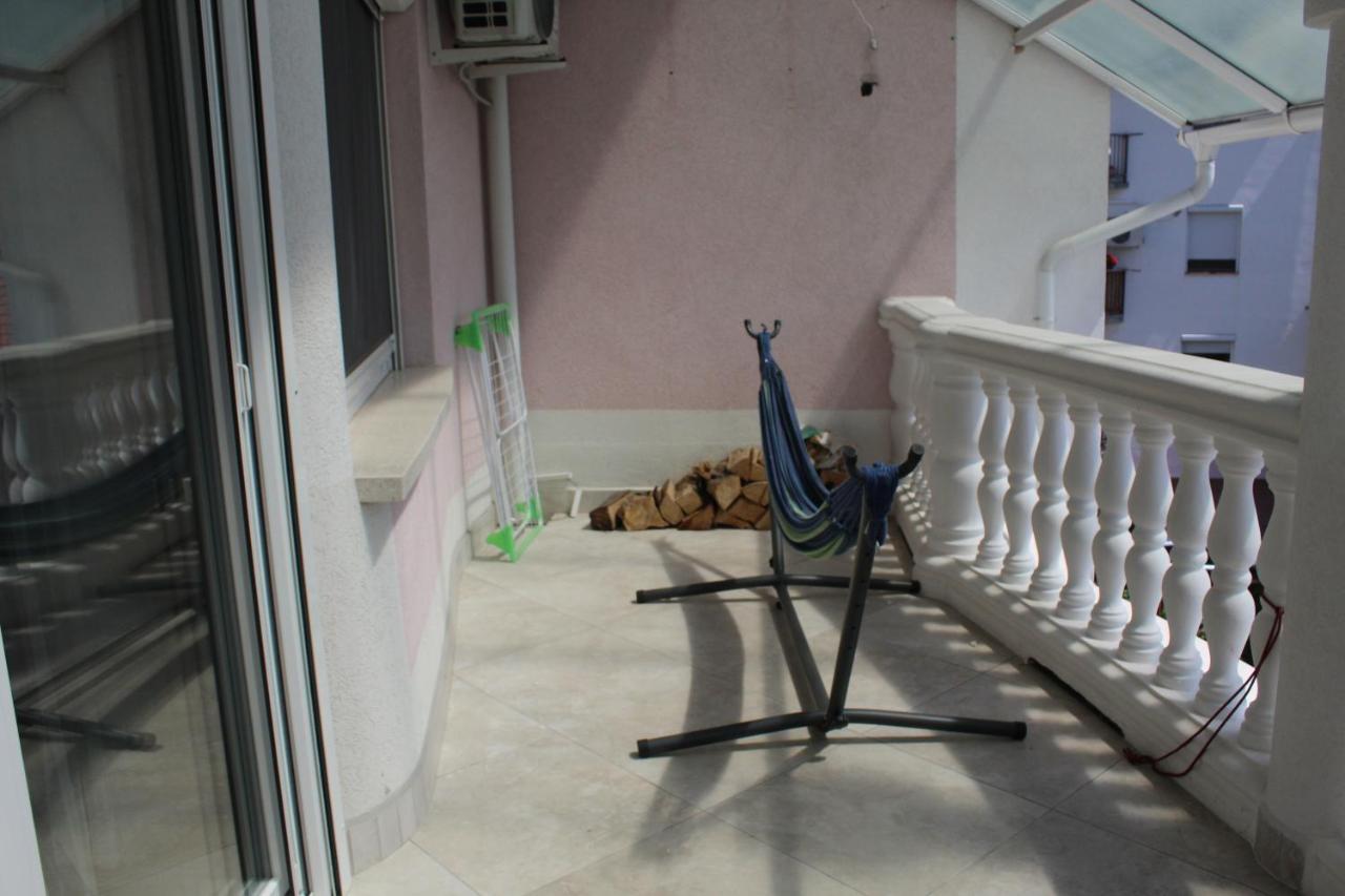 Sunny House Apartman Seghedin Exterior foto