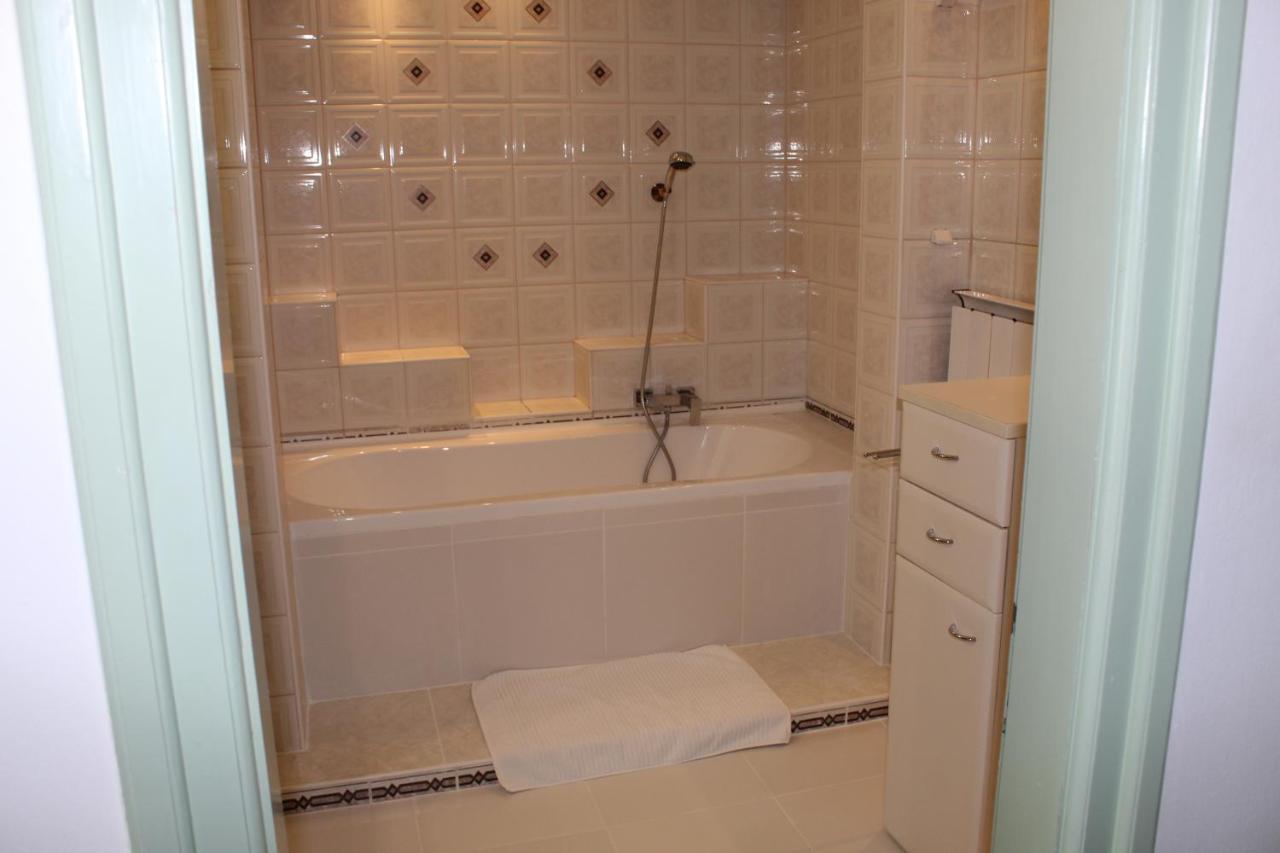 Sunny House Apartman Seghedin Exterior foto