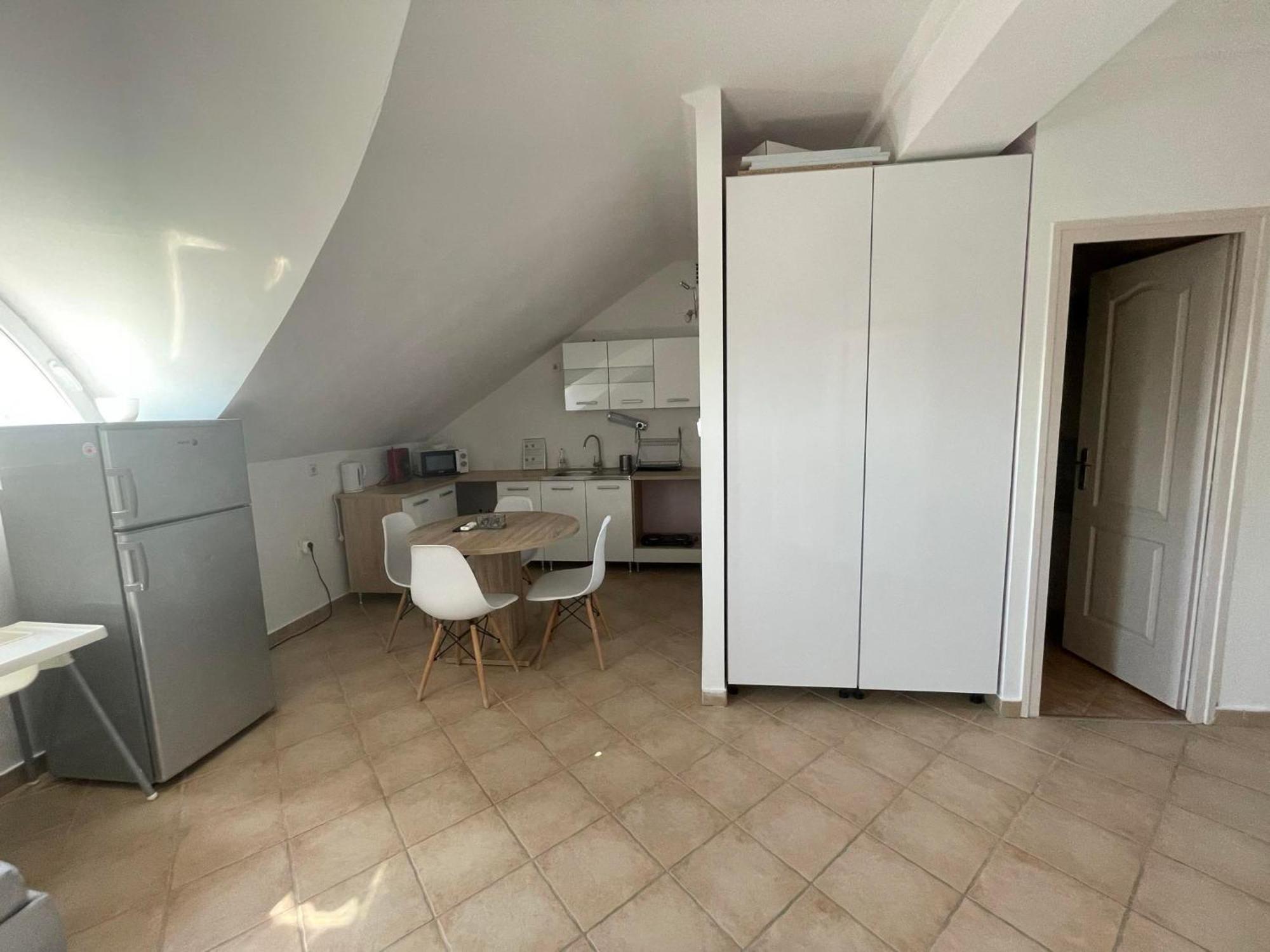 Sunny House Apartman Seghedin Exterior foto